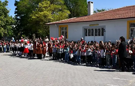 Kayseri'de 315 bin öğrenciye 9 gün mola