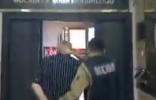 Kayseri'de 70 yaşındaki adamın evinden 71 litre sahte alkol ele geçirildi