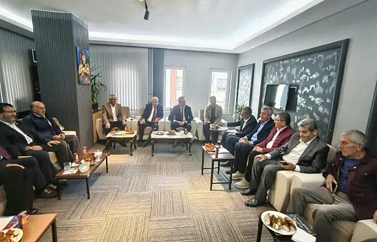 Kayseri'de astsubayların sorunlarını dinlediler