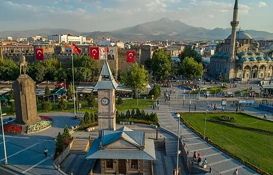 Kayseri'de bugün 13:30'da toplanacaklar!