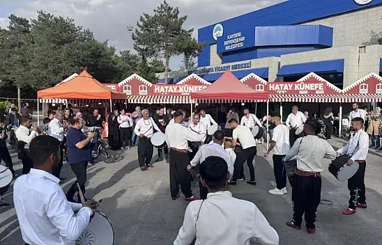 Kayseri'de davul ve zurna eşliğinde festival başladı!