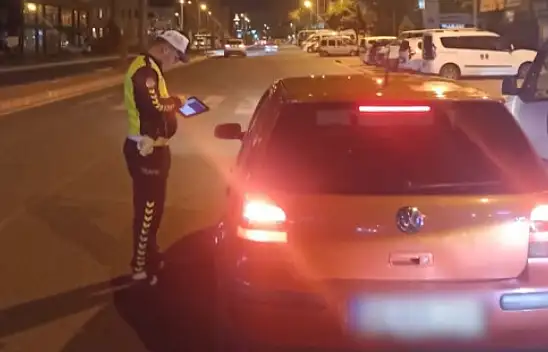 Kayseri'de direksiyon başında telefonun bedeli ağır oldu