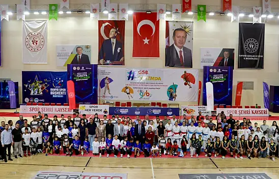 Kayseri'de gençleri sevindiren coşkulu açılış