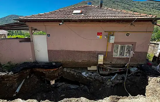Kayseri'de göçük! Evin altı oyuldu