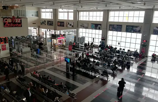 Kayseri'de Haziran ayında 218.402 kişi uçtu gitti!