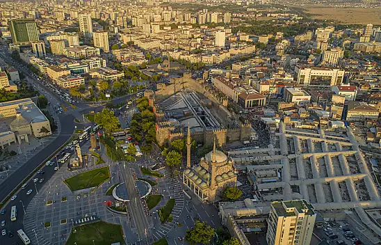Kayseri'de her gün binlerce kişinin akın ettiği yerde içler acısı görüntüler!