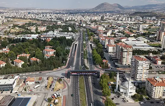 Kayseri'de iki kritik alt geçit açıldı! Trafikte yeni dönem