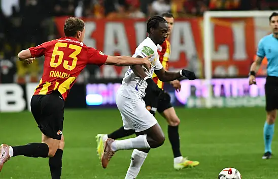 Kayseri'de ilk yarı sona erdi! Gol iptal edildi