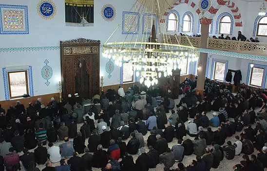 Kayseri'de imam sıkıntısı! Vatandaş Valilik ile Müftülük arasında mekik dokuyor