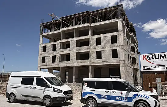 Kayseri'de inşaat işçisi 4. kattan düşerek ağır yaralandı