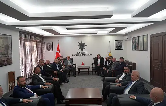 Kayseri'de istifa ettiler, AK Parti'ye katıldılar