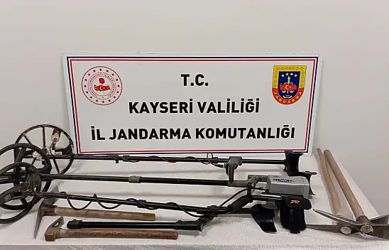 Kayseri'de kaçak kazı yaparken suçüstü yakalandılar