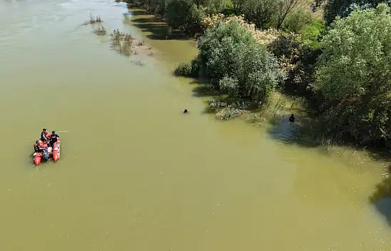 Kayseri'de Kızılırmak'ta kaybolan baba aranıyor!