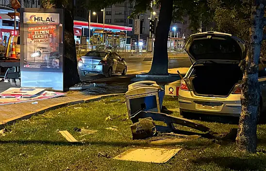 Kayseri'de kontrolden çıkan otomobil parkı birbirine kattı!