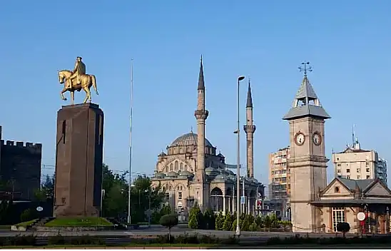 Kayseri'de konut, ticaret ve akaryakıt alanları satışa çıkıyor
