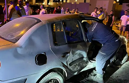 Kayseri'de korkutan kaza: İtfaiye yaralı kadını böyle kurtardı