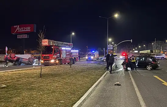 Kayseri'de korkutan kaza! Kamyonet takla attı