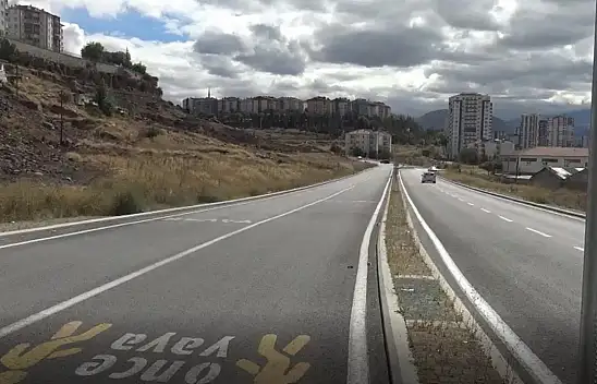 Kayseri'de mahallelinin isyanı: İlla bir çocuk ölünce mi önlem alınacak?