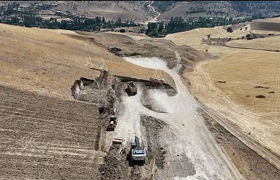 Kayseri'de o ilçesinde 120 milyon tonluk rezerv ortaya çıktı! Kazı çalışması başladı, bulunan maden ortaya çıkarılıyor