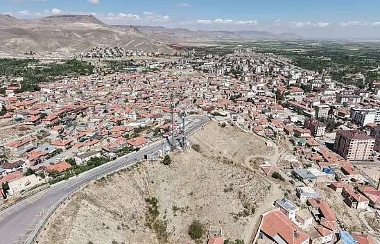 Kayseri'de o ilçeye 92 milyon TL'lik Hükümet Konağı! Detaylar belli oldu