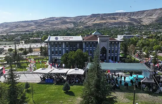 Kayseri'de öğrencilerin yeni adresi! Tam 7 noktada hizmet veriyor