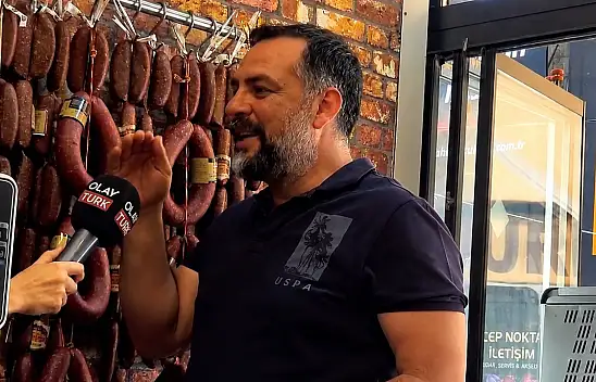 Kayseri'de pastırmacıya girip maket çaldılar!