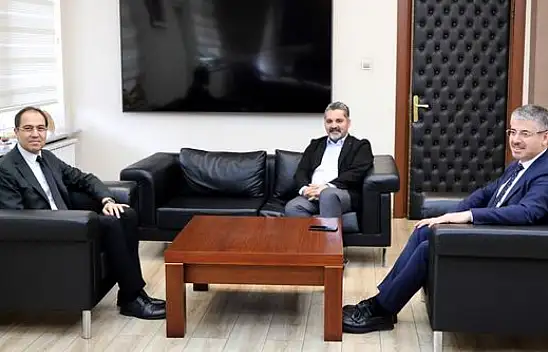 Kayseri'de 'Sağlık Müdürü değişecek mi? AK Partili vekil Çopuroğlu, neden Rektör örneği verdi!