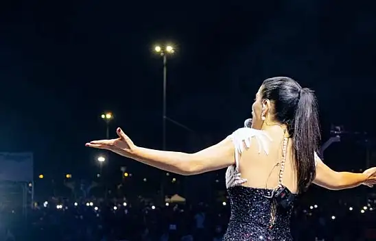 Kayseri'de sahne alan ünlü sanatçı konuştu: Rekor yaşandı