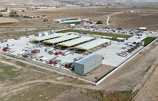 Kayseri'de şap hastalığına karşı yeni tedbir: Hayvan pazarı kapatıldı