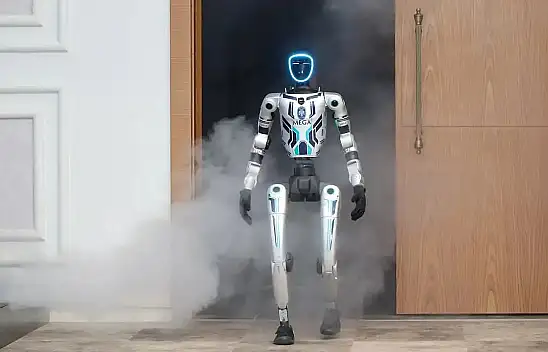 Kayseri'de şaşırtan gösteri! 'Erkilet Güzeli' türküsüne robot eşlik etti