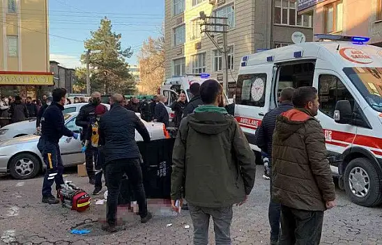 Flaş! Kayseri'de sokak ortasında dehşet: 2 ölü, 1 yaralı