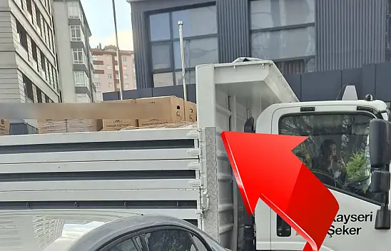 Kayseri'de şüphe uyandıran kamyon! O kolilerde ne var ve kimlere gidiyor?