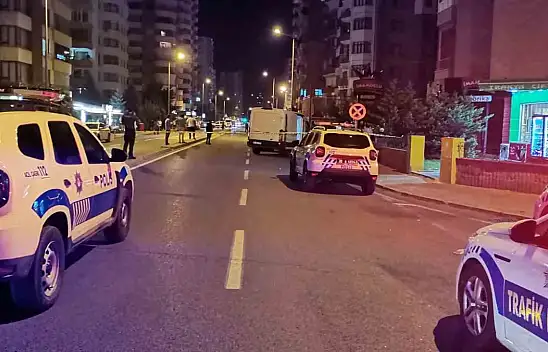 Paniğe neden olan şüpheli paket böyle patlatıldı!