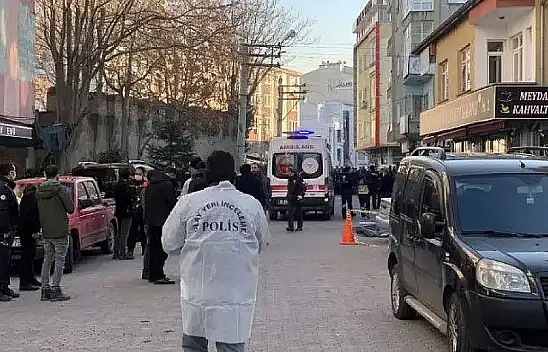 Kayseri'de üç kişiyi öldüren zanlı yurtdışına atla kaçmış!