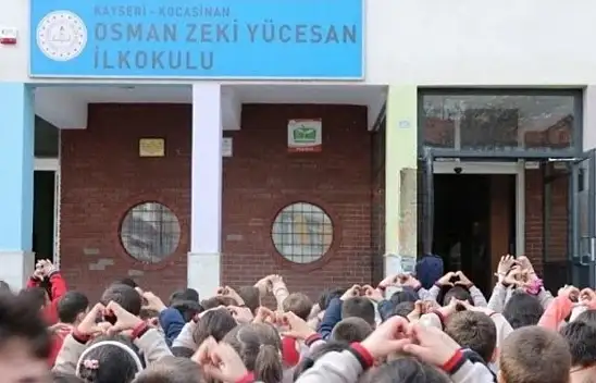 Kayseri'de veliden okul isyanı: Okuldaki sorunları tek tek anlattı