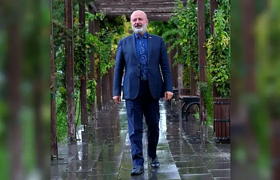 Kayseri'de yağmur yağdı! Başkan bakın ne yaptı?