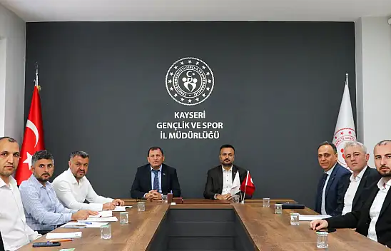 Kayseri'de yamaç paraşütü için önemli toplantı