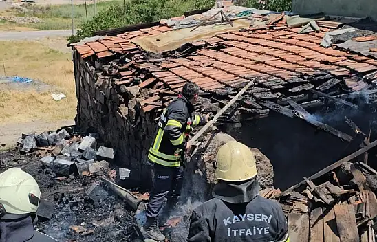 Kayseri'de yangın çıktı! Duman paniğe sebep oldu