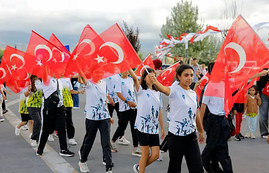 Kayseri'de yaz spor okullarının finali kutlandı!