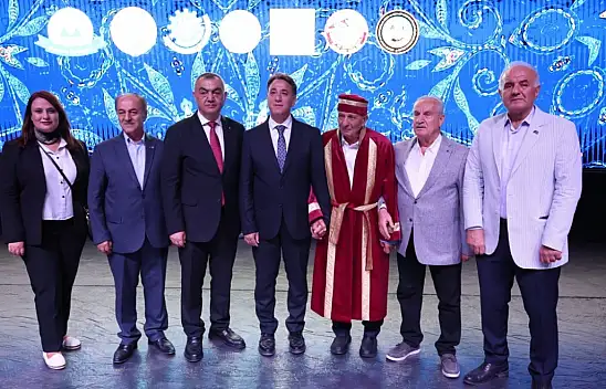 Kayseri'de 'Yılın Ahisi' belli oldu: Duayen sanayici kaftan giydi