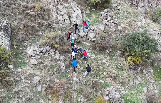 Kayseri'de yürüyüş yaparken kayalıklardan düştü!