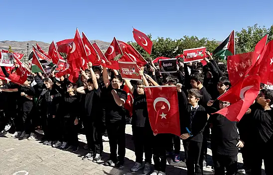Kayseri'deki miniklerden Filistin'e destek