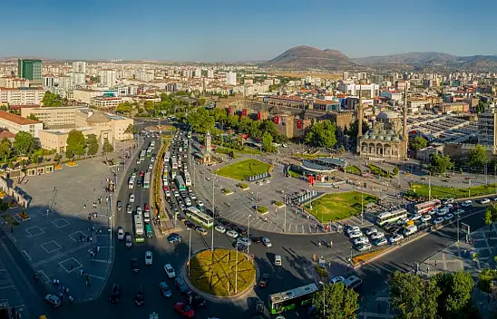 Kayseri'deki sürücüler dikkat! O yol bugün trafiğe kapatılacak