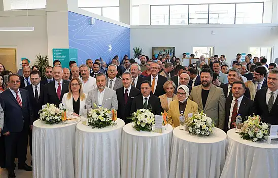 Kayseri'den Nevşehir'e sağlık yatırımı programı: Önemli isimler buluştu
