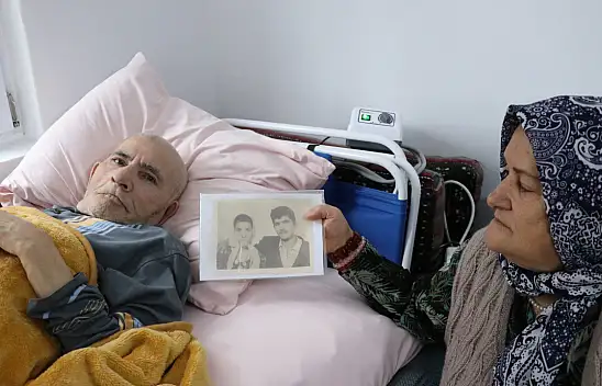 Kayseri'den yürek burkan hikaye: 58 yıllık eşine gözü gibi bakıyor!