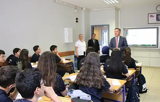 Kayseri Fen Lisesi öğrencilerine İl Müdürü Esen'den ziyaret!