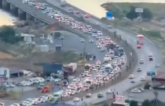 Kayseri-Göksun yolu yeniden gündemde! '3,5 saat boyunca burada mahsur kaldı'