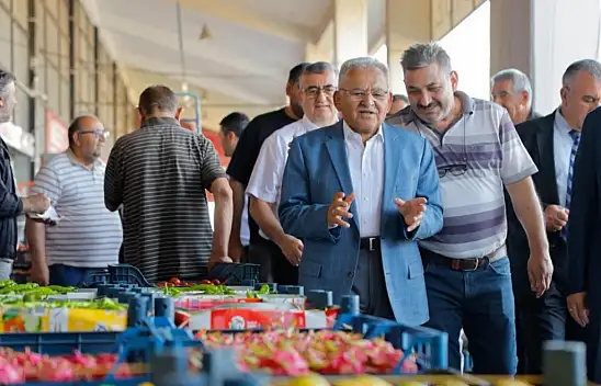 Kayseri Halinde sabah buluşması: Esnaf taleplerini Büyükkılıç'a anlattı