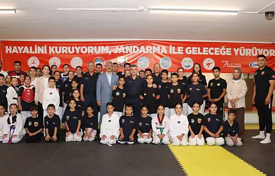 Kayseri Jandarma, ERVA Develi ve Talas Spor Okullarına konuk oldu
