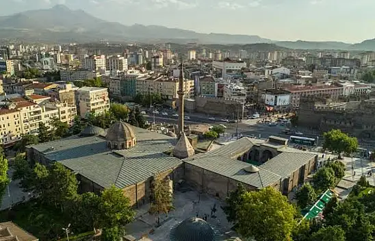 Kayseri'nin 788 yıllık mirası Büyükkılıç'ın gündeminde!